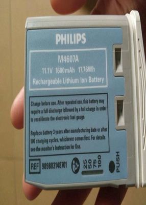 M4607A Tıbbi ekipman bataryası, şarj edilebilir Li-ion bataryası 11.1V 1600mAh 17.76Wh