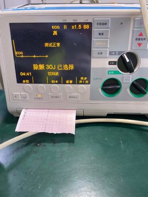 ZOLL M Serisi Defibrilatör Makinesi Parçaları Fakülte Tamir Servisi Perakende